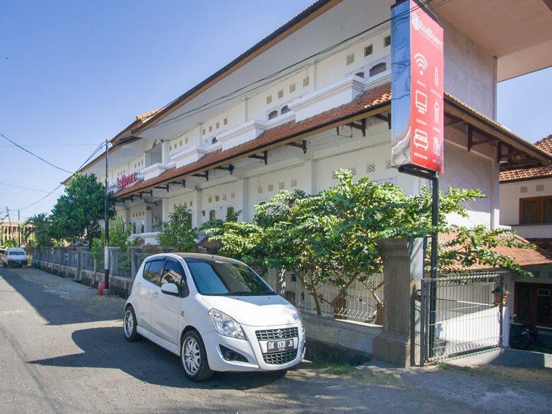 Reddoorz @ Jalan Gatot Subroto Denpasar Ξενοδοχείο Εξωτερικό φωτογραφία